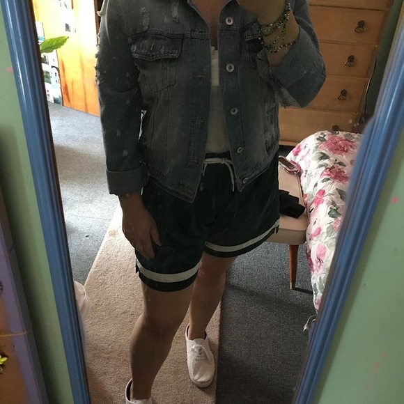 Nylon green and white drawstring shorts, XL - Picture 7 of 7